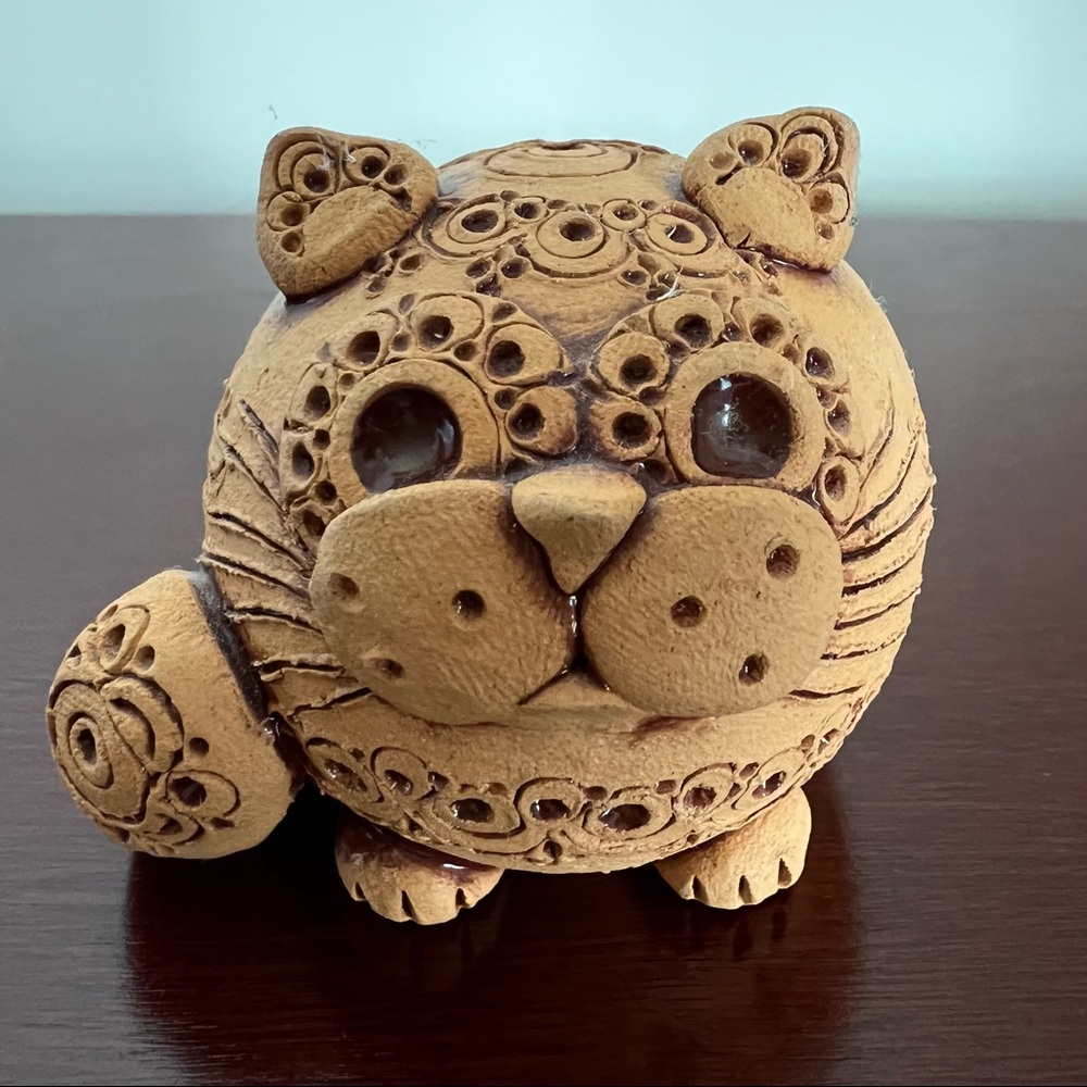 Cat Figurine from Estonia
